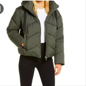 NWOT NORDSTROM PUFFER JACKET